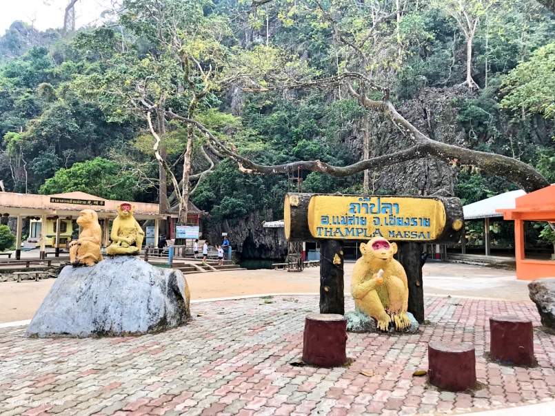 Tham Pla Cave 猴洞