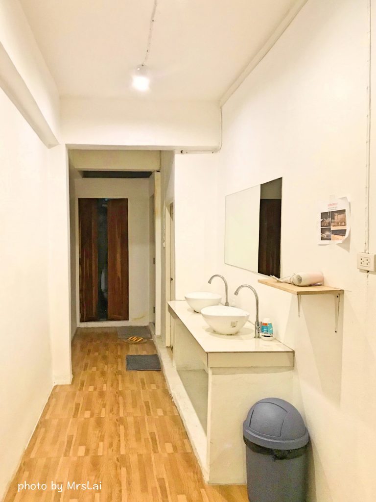 Sook cafe and hostel