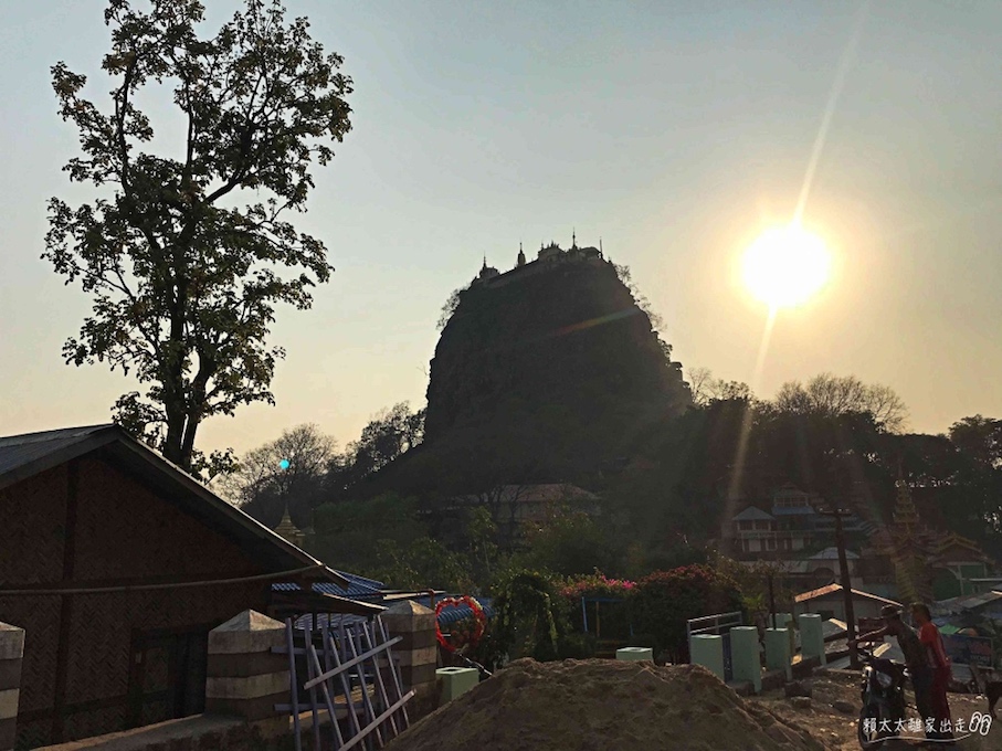 波巴山 Mt. Popa