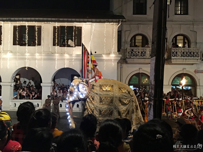 斯里蘭卡佛牙節