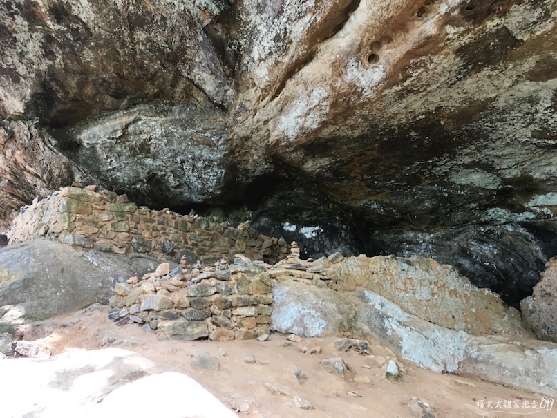 pidurangala-rock