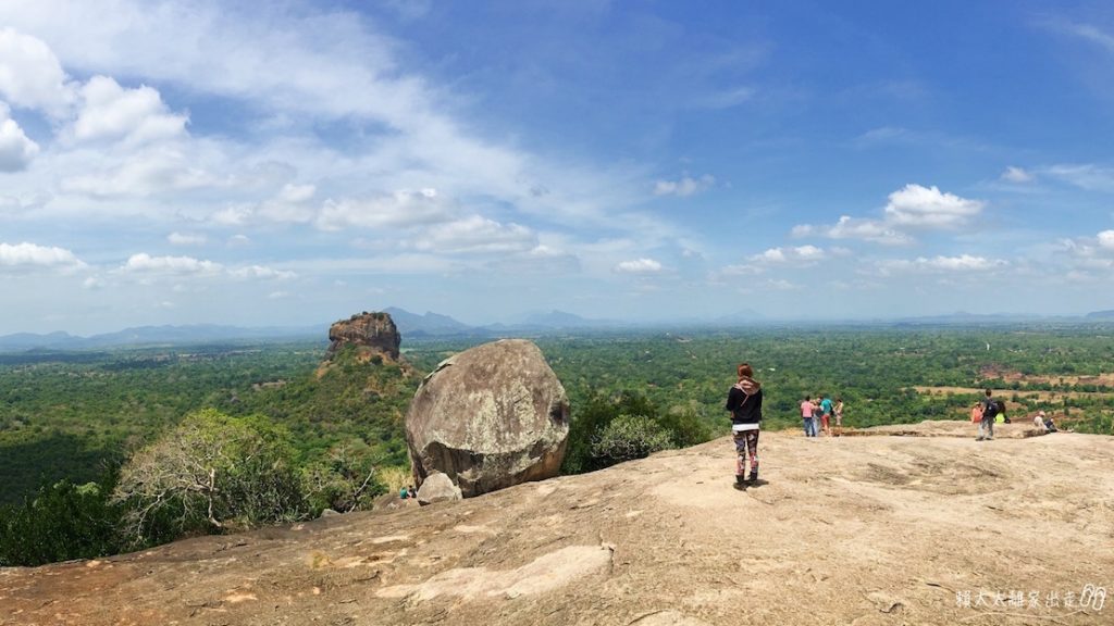 pidurangala-rock