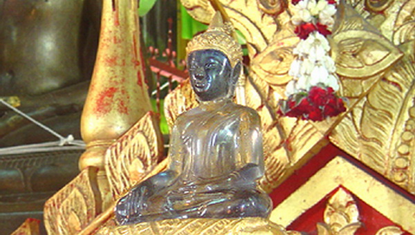 清曼寺玉佛像