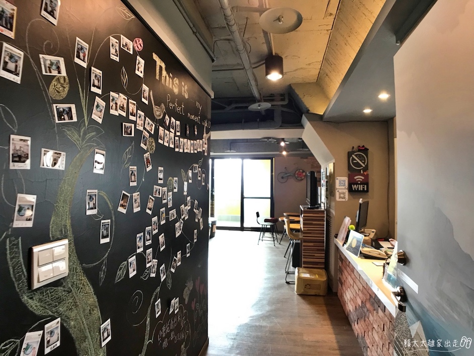 愛玩客旅店西門