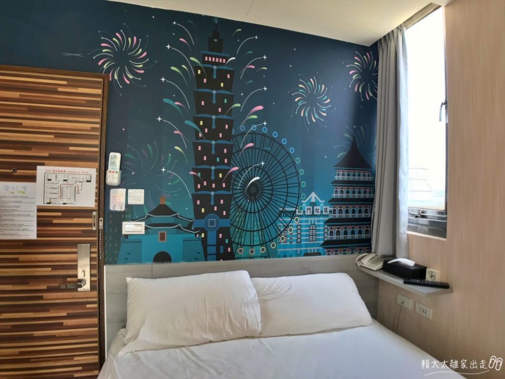 愛玩客旅店西門
