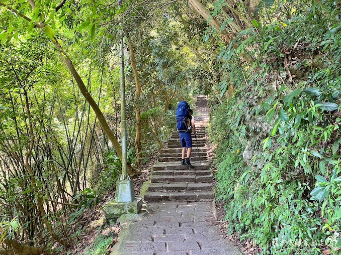 硬漢嶺